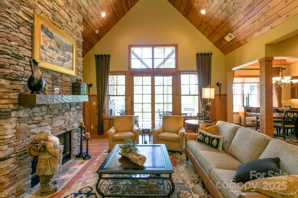 307 Spring Rock Road, Burnsville, NC 28714