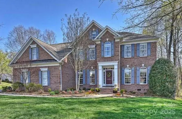 15494 Donnington Drive, Charlotte, NC 28277