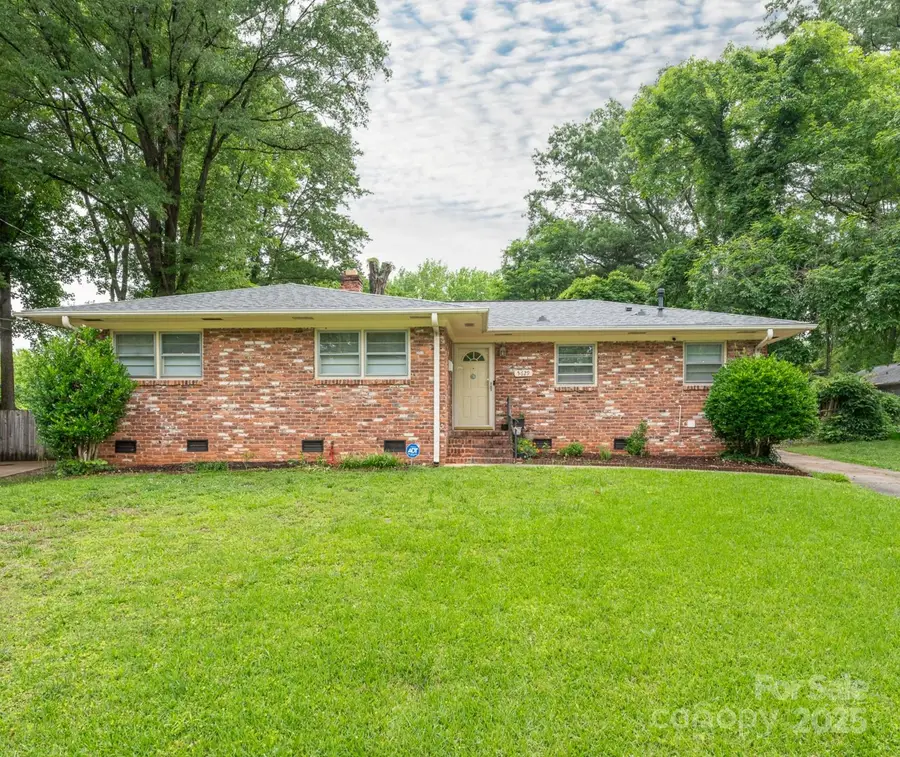5629 Ruth Drive, Charlotte, NC 28215 - Image #3