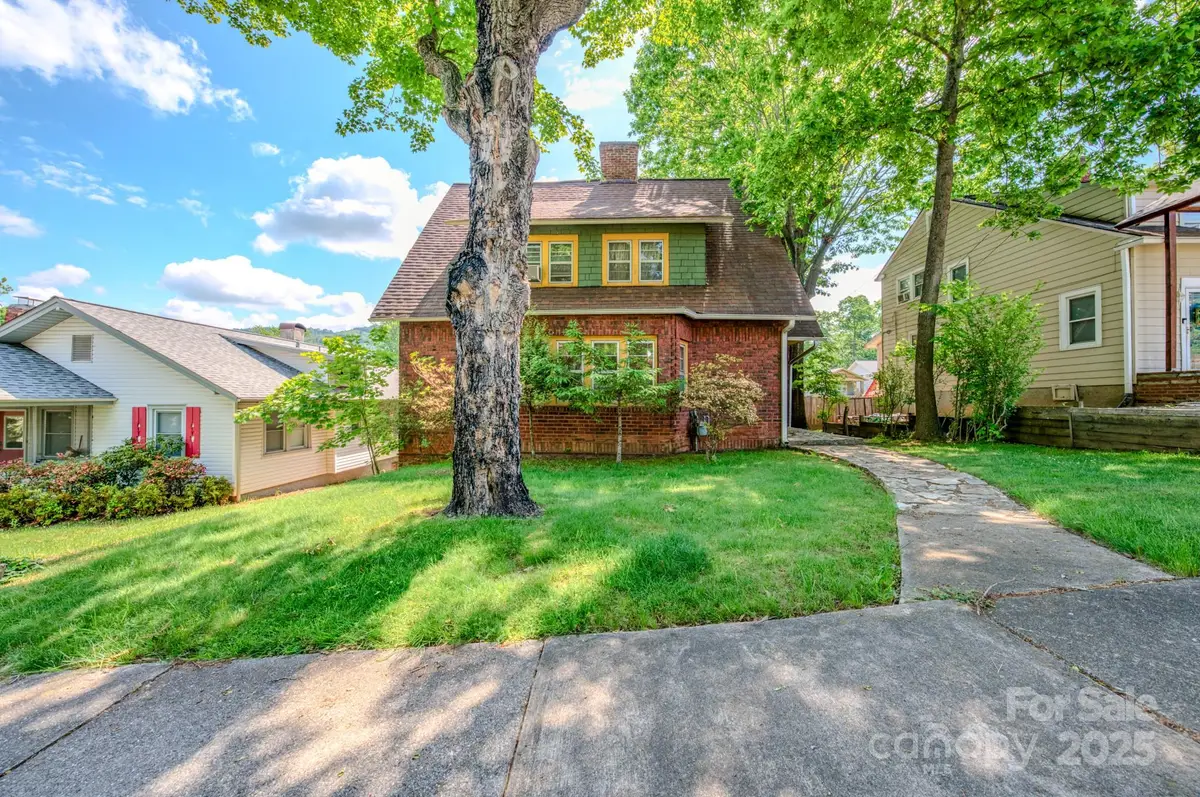 69 Austin Avenue, Asheville, NC 28801 - Image #1