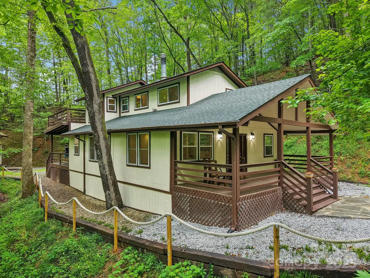 291 Dills Road, Bryson City, NC 28713 - Image #1