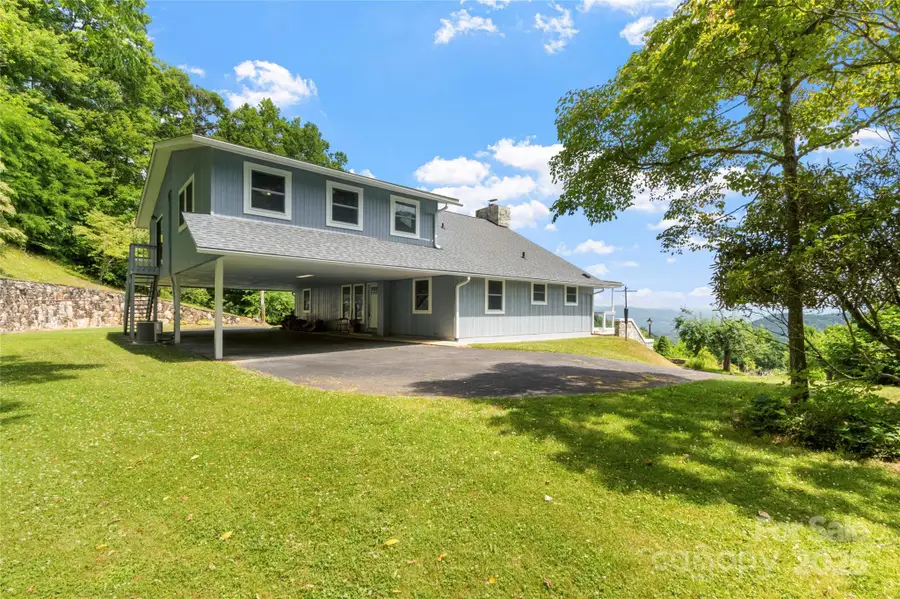 891 Moonshine Mountain Road, Burnsville, NC 28714 - Image #2