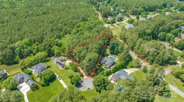 9207 Belle Pines Court, Sherrills Ford, NC 28673