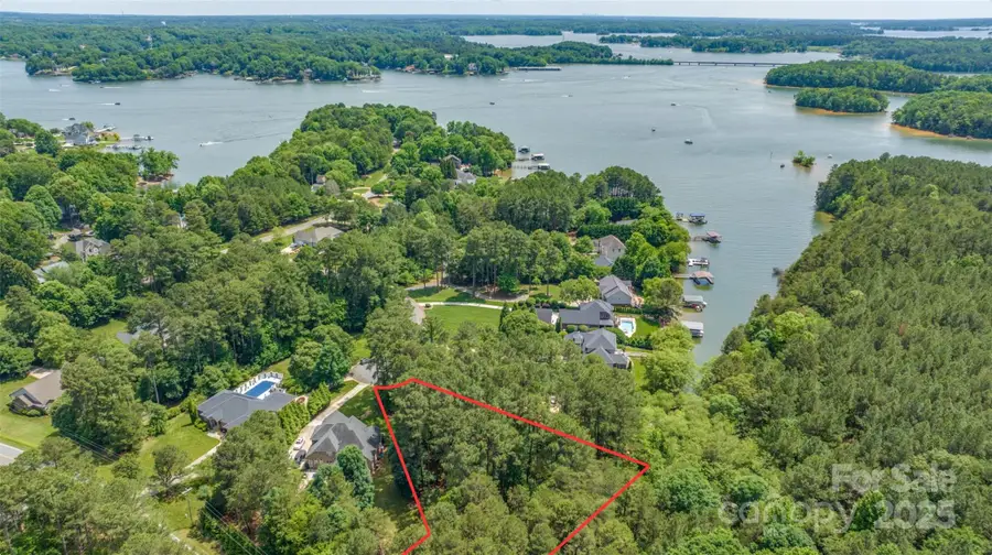 9207 Belle Pines Court, Sherrills Ford, NC 28673 - Image #3