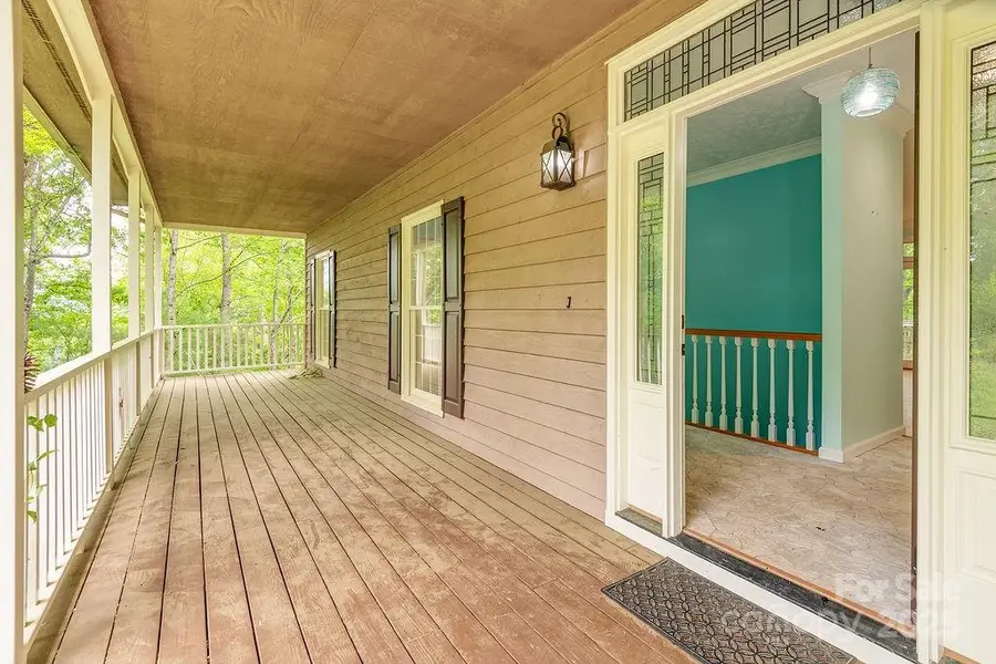 111 Sunny Ridge Drive, Asheville, NC 28804 - Image #2