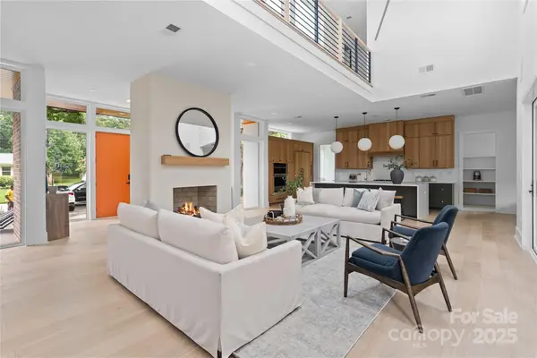 3822 Topsfield Road, Charlotte, NC 28211