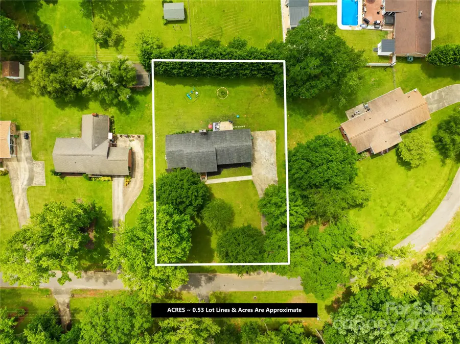 815 Lakeside Circle, Lancaster, SC 29720 - Image #2