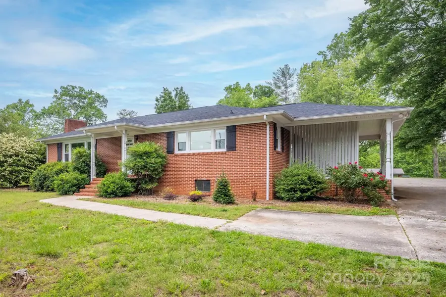 826 Jamestown Road, Morganton, NC 28655 - Image #3