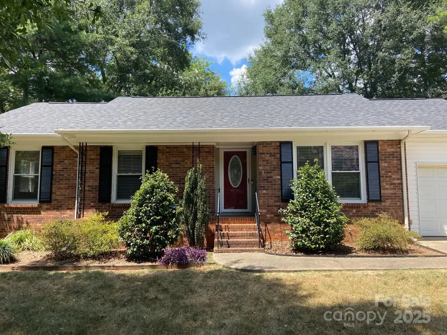 2418 Live Oak Court, Gastonia, NC 28056 - Image #2