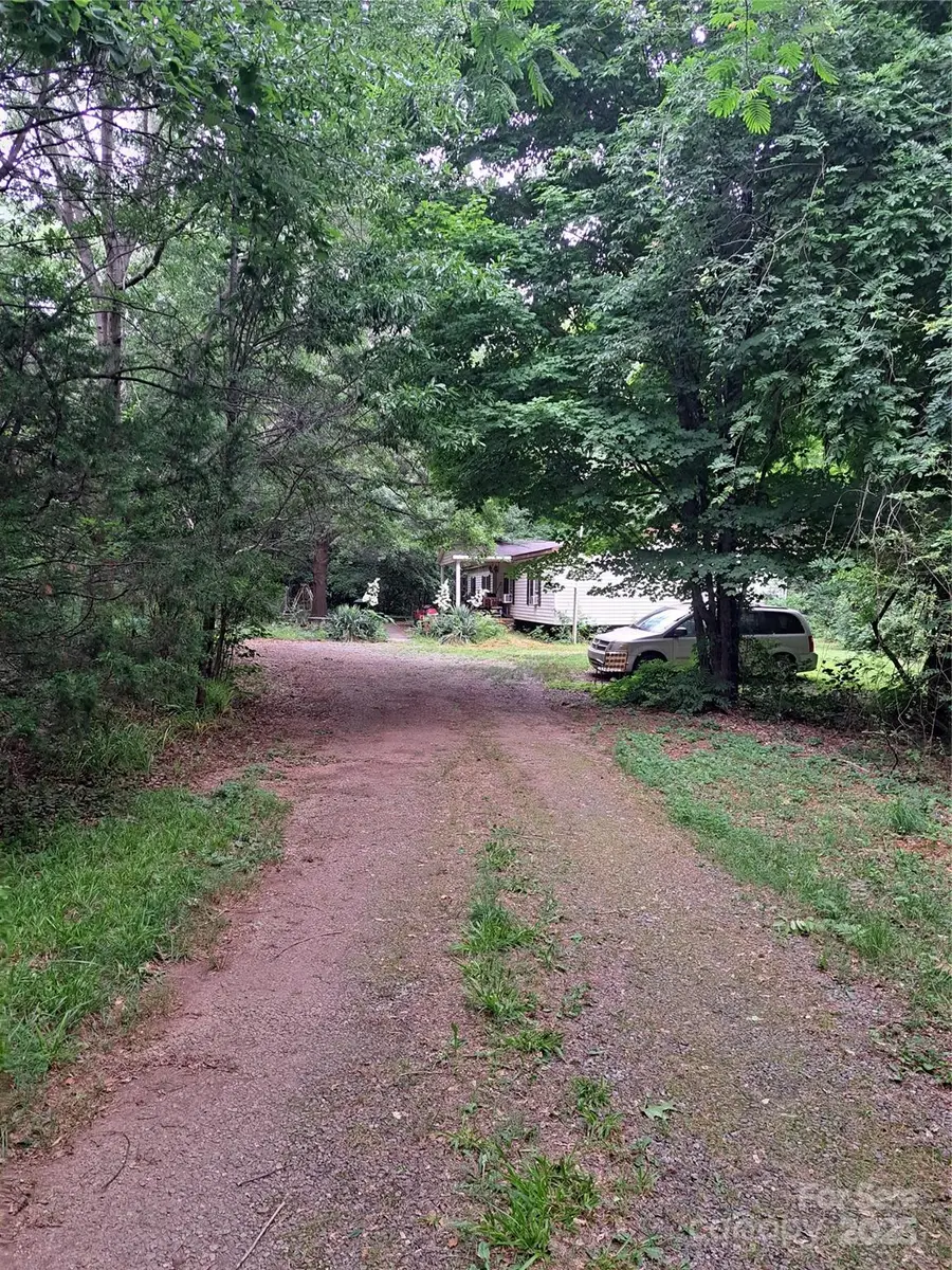 5023 Dogwood Lane, Stanley, NC 28164 - Image #2