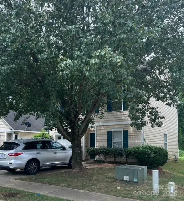 6321 Mcintyre Ridge Drive, Charlotte, NC 28216 - Image #1