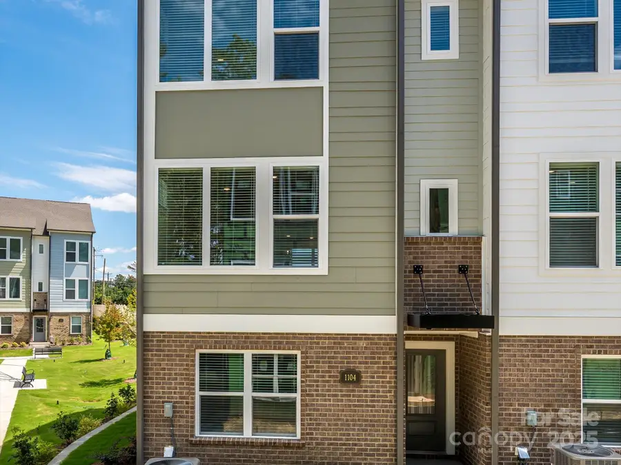 1104 Bismuth Lane, Charlotte, NC 28211 - Image #2