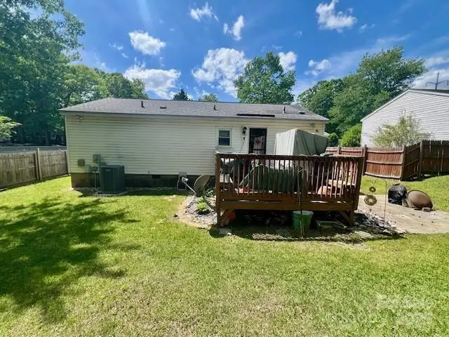 6000 Amberly Lane, Charlotte, NC 28213 - Image #3