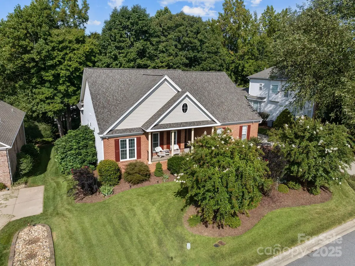 1525 Valhalla Drive, Denver, NC 28037 - Image #1