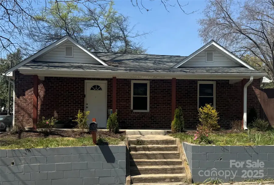 110 Buffalo Avenue Nw, Concord, NC 28025 - Image #2