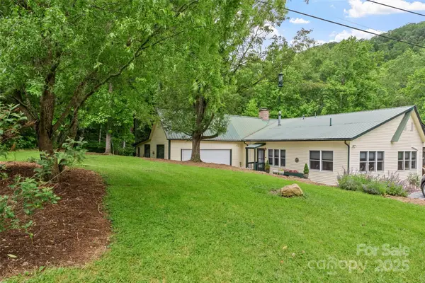 11820 State Highway 197 None S, Burnsville, NC 28714