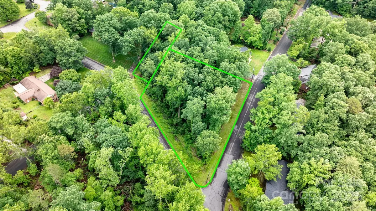 765 Tanglecliff Street Se, Valdese, NC 28690 - Image #1