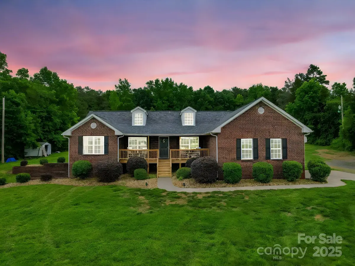 1060 S Lentz Harness Shop Road, Mount Pleasant, NC 28124 - Image #1