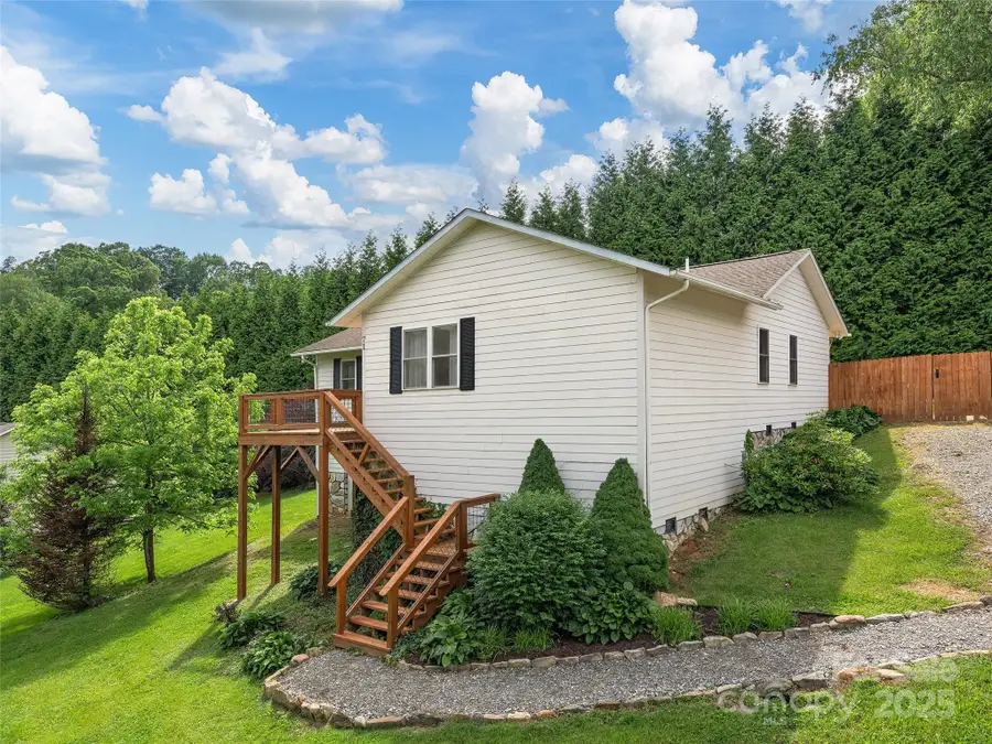 71 Midnight Lane, Waynesville, NC 28786 - Image #2
