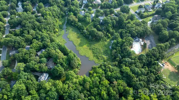 405 Shrewsbury Lane, Matthews, NC 28105