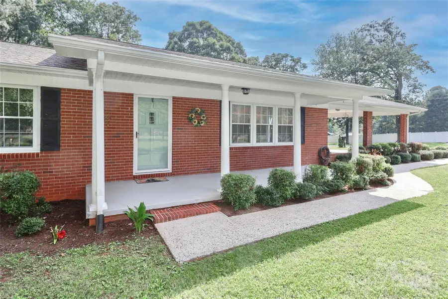 158 Jane Sowers Road, Statesville, NC 28625 - Image #3