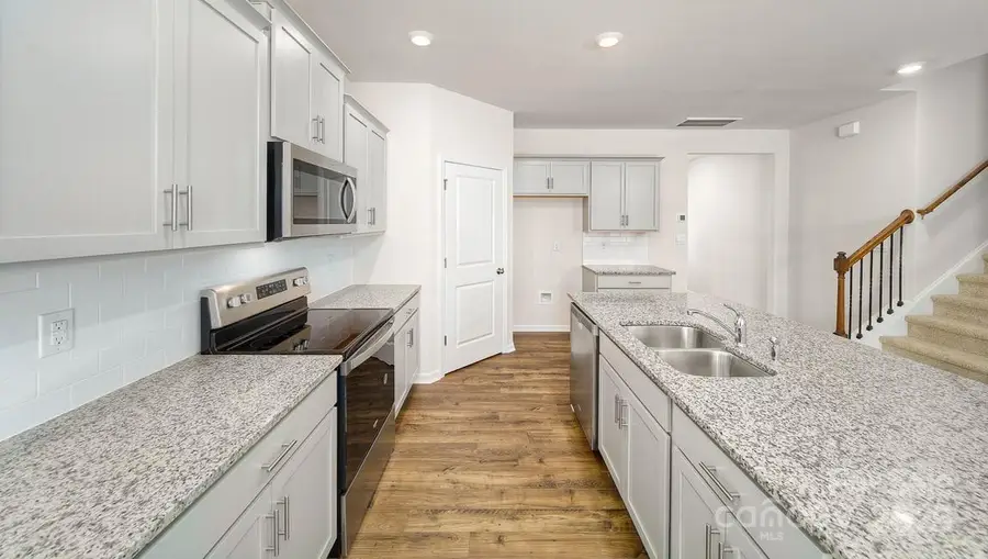 133 Ridgehaven Drive, Waynesville, NC 28786 - Image #2