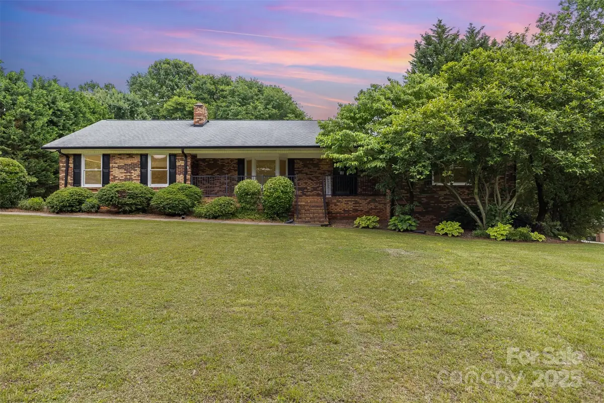 115 Turner Street, Lincolnton, NC 28092 - Image #1