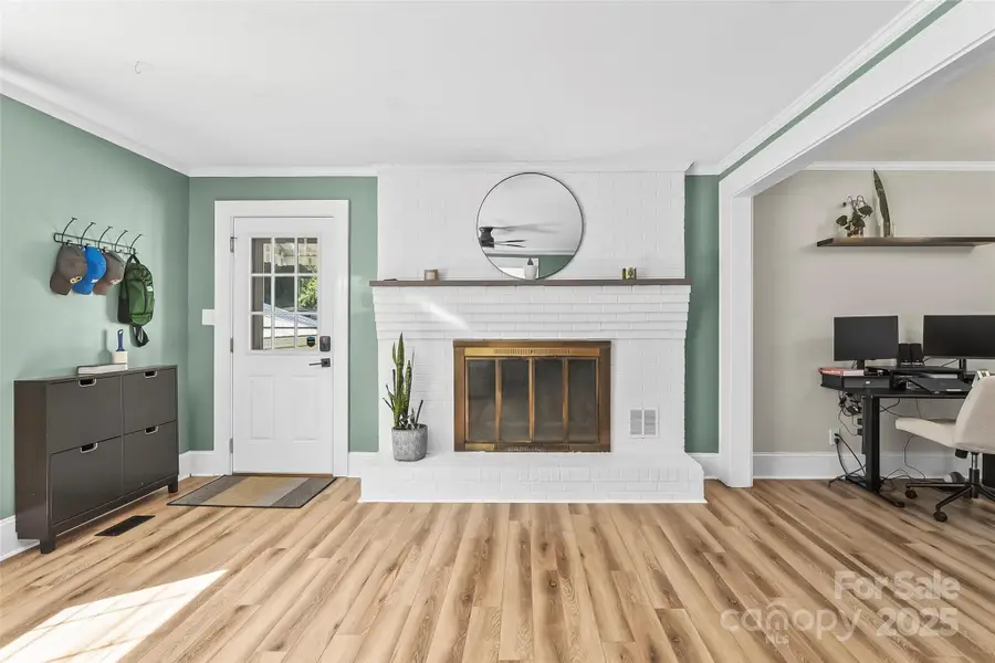 1072 5th Street Ne, Hickory, NC 28601 - Image #3