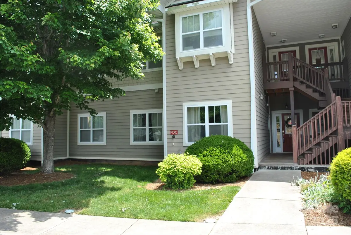 20 Foxden Drive #203, Fletcher, NC 28732 - Image #1