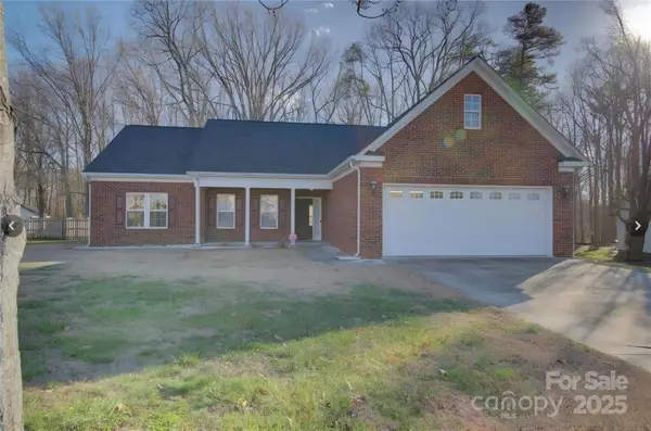 2712 Thornburg Court, Monroe, NC 28110