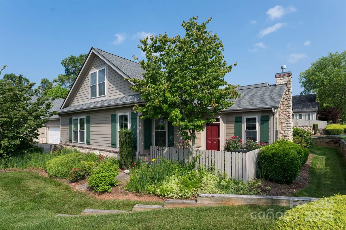 55 Outlook Circle, Swannanoa, NC 28778 - Image #1