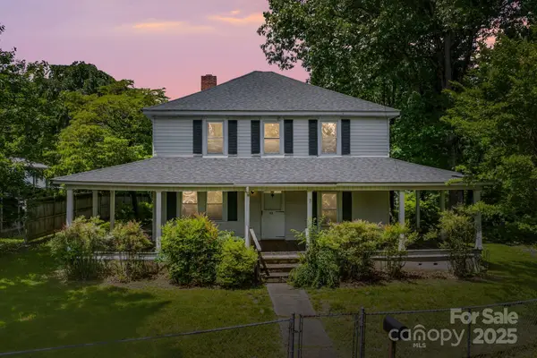 113 4th Street, Black Mountain, NC 28711