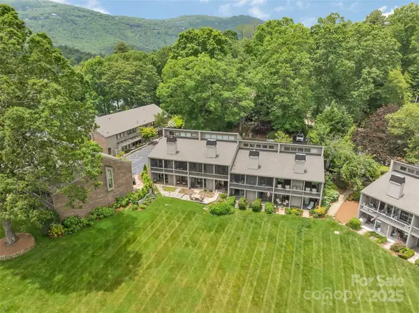 55 Toxaway Shores None #14, Lake Toxaway, NC 28747
