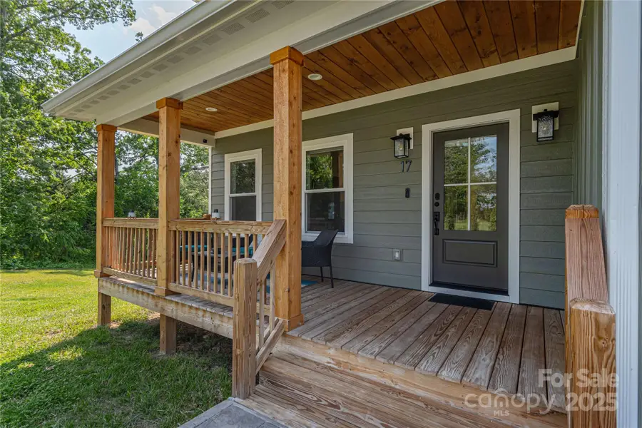 17 Baxter Woods Lane, Candler, NC 28715 - Image #3