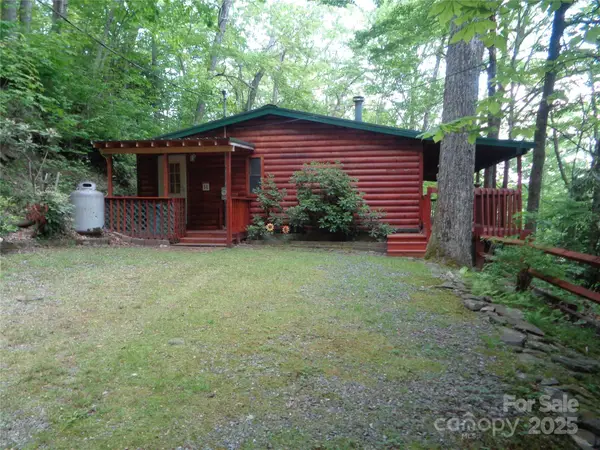 31 Serendipity Trail, Maggie Valley, NC 28751