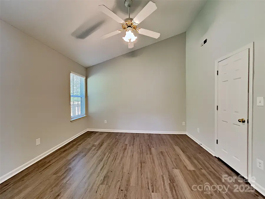 4328 Frank Vance Road, Charlotte, NC 28216 - Image #3