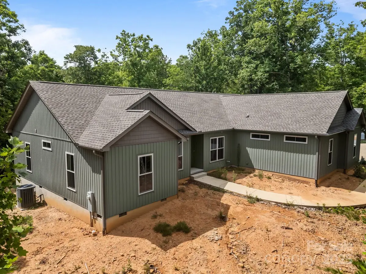 140 Cove Crest Drive, Rutherfordton, NC 28139 - Image #1