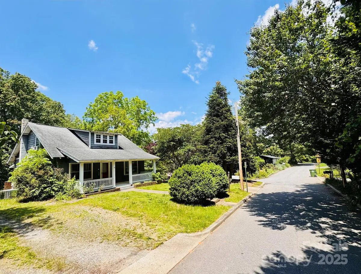 602 Brookshire Street, Asheville, NC 28803 - Image #1