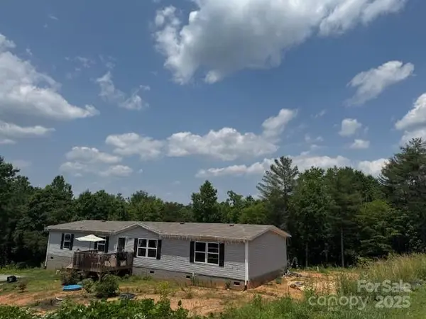 3004 Conner Circle, Morganton, NC 28655
