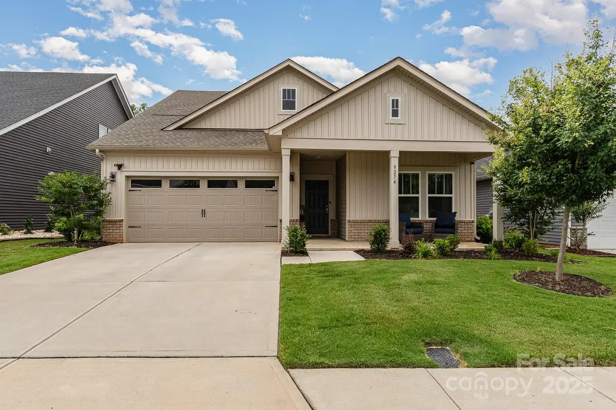 9274 Dunwich Drive, Gastonia, NC 28056 - Image #1