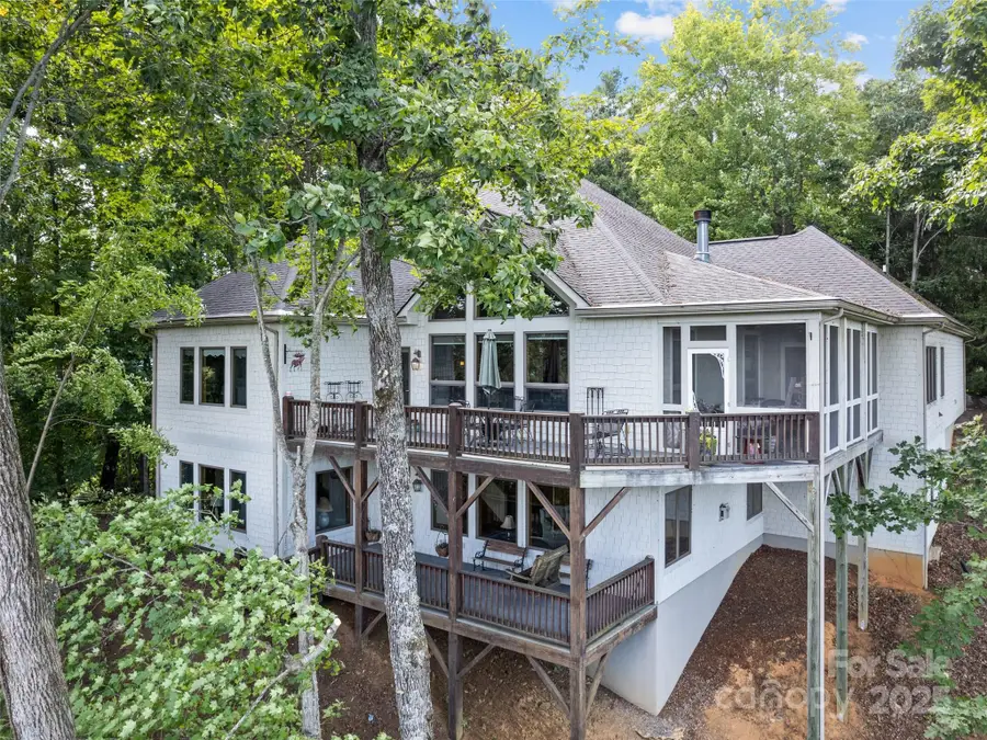 102 Coyote Ridge, Maggie Valley, NC 28751 - Image #2