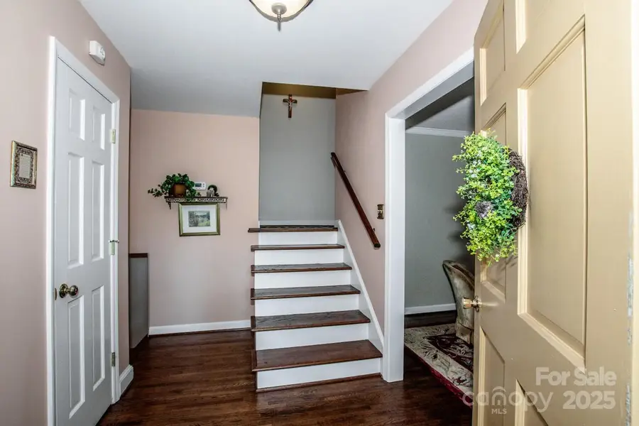 928 Tally Ho Court, Charlotte, NC 28212 - Image #3