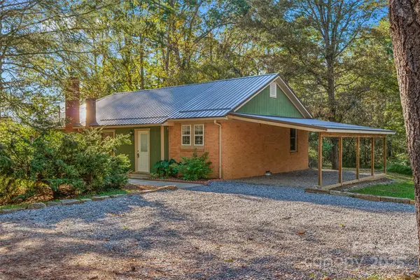 14 18 and 20 Luckenbach Drive, Fairview, NC 28730