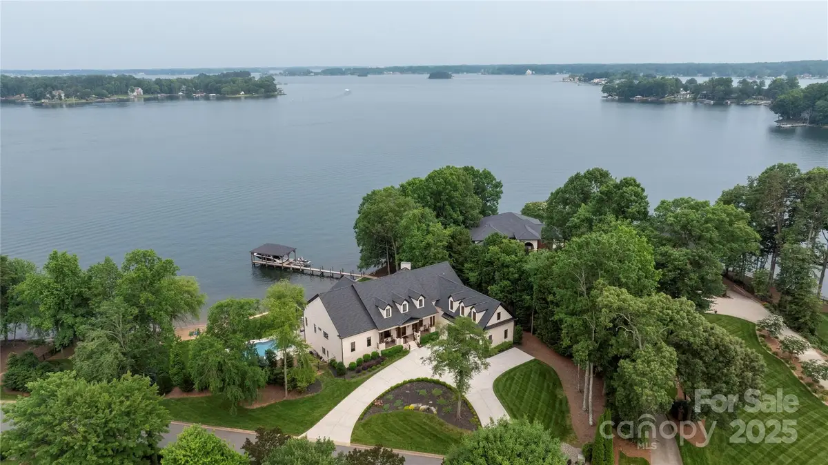 8170 Bay Pointe Drive, Denver, NC 28037 - Image #1