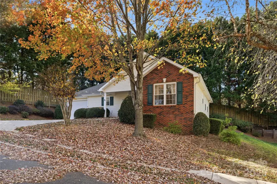 110 Whitehall Drive, Mooresville, NC 28117 - Image #2