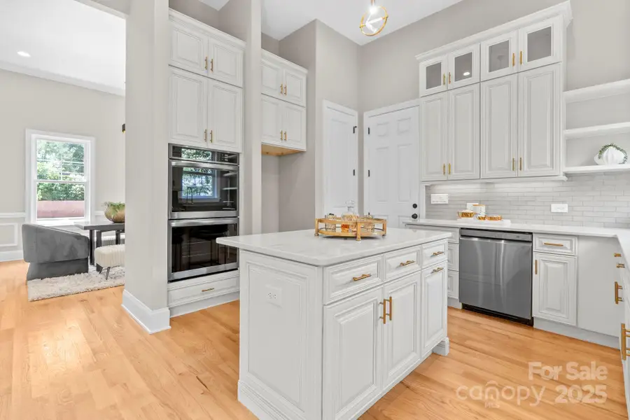 4015 Randolph Road, Charlotte, NC 28211 - Image #2