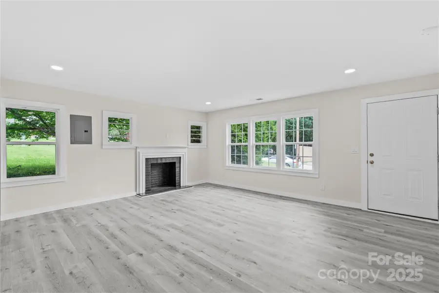 1017 W Fisher Street, Salisbury, NC 28144 - Image #2