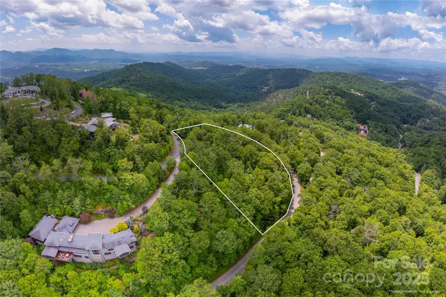 152 Skycliff Drive #8, Asheville, NC 28804 - Image #2