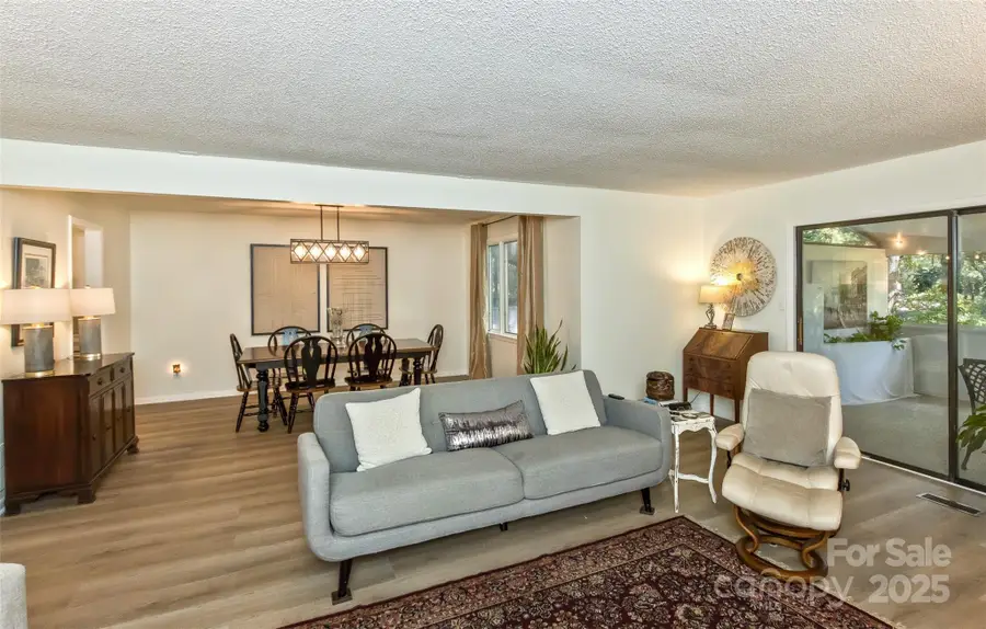 503 Crowfields Lane, Asheville, NC 28803 - Image #3