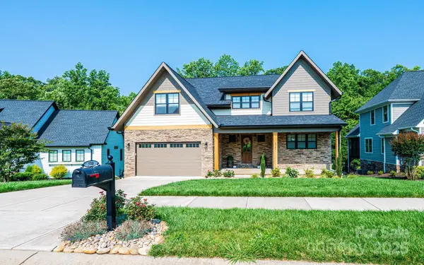 3741 9th Street Court Ne, Hickory, NC 28601